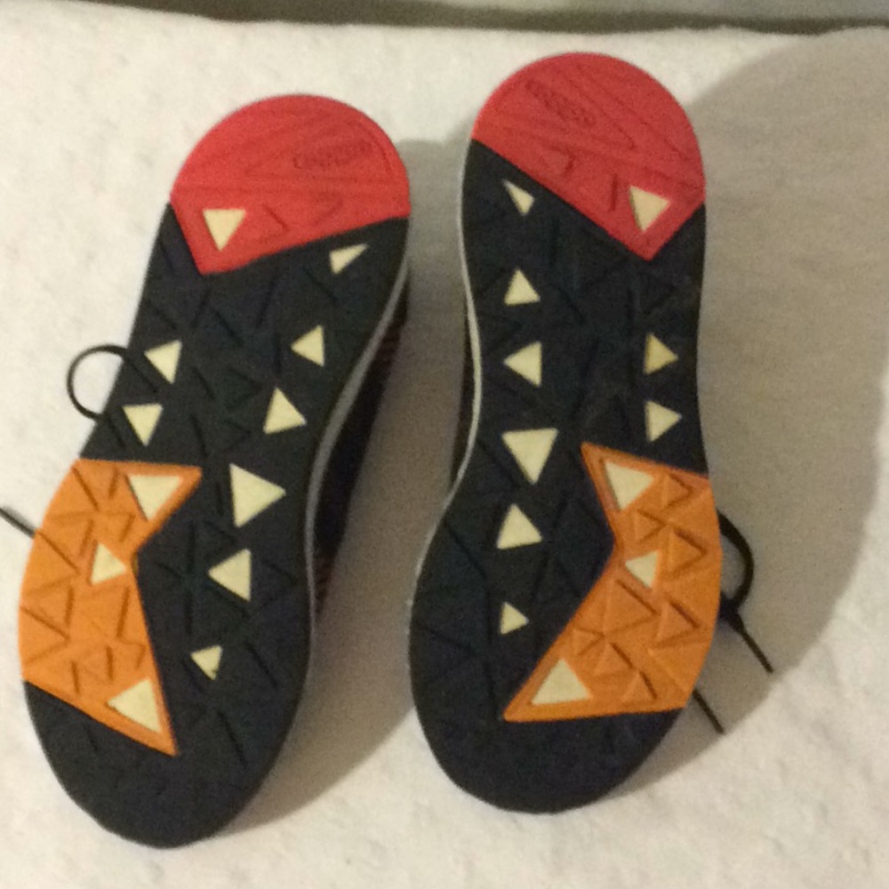 Adidas Cloudfoam black & red men sneakers size #7 - Picture 8 of 8